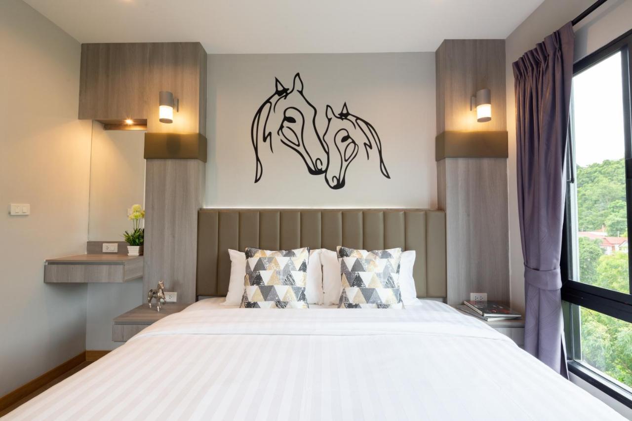Horsehill Hotel Sriracha Si Racha Exteriér fotografie